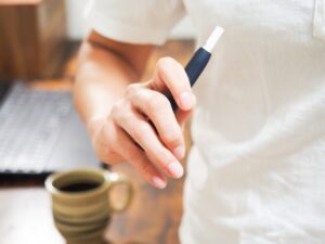 婚活女性から見たタバコを吸う男性の印象