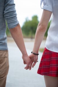 手をつないだときの幸せな感覚が一番正しい