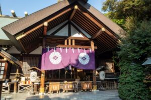 関東で有名な縁結び神社3選