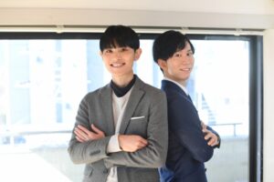 愛嬌があってチャーミングな男性はモテる？