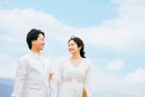 婚活で女性から誘うデートはあり？