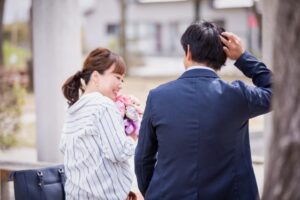 感謝の言葉が続かない男性の“思考癖”とその直し方